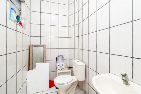 Casa à venda com 100m², 3 quartos e 5 vagas Casa à venda com 100m², 3 quartos e 5 vagasLavabo