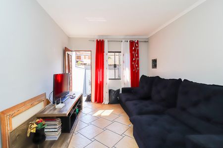 Casa à venda com 100m², 3 quartos e 5 vagas Casa à venda com 100m², 3 quartos e 5 vagasSala