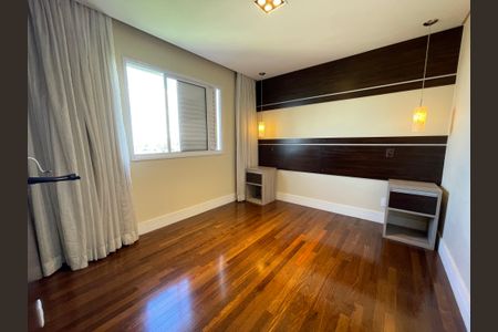 Apartamento à venda com 139m², 3 quartos e 2 vagasQuarto 3