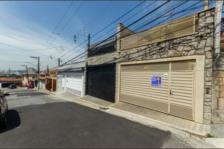 Casa à venda com 123m², 3 quartos e 1 vaga Casa à venda com 123m², 3 quartos e 1 vagaFachada