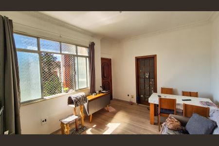 Sala de apartamento para alugar com 2 quartos, 67m² em Penha, Rio de Janeiro