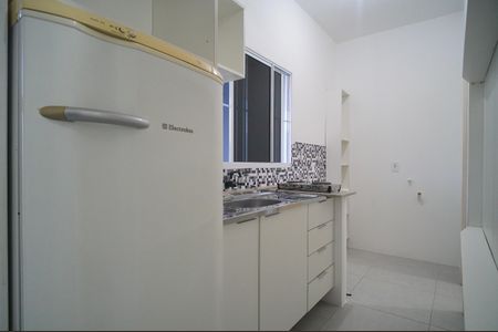 Cozinha de kitnet/studio para alugar com 1 quarto, 25m² em Vila Nova, Novo Hamburgo