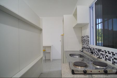 Cozinha de kitnet/studio para alugar com 1 quarto, 25m² em Vila Nova, Novo Hamburgo