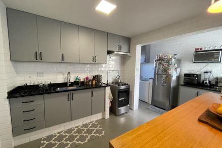 Apartamento para alugar com 112m², 3 quartos e 2 vagas Apartamento para alugar com 112m², 3 quartos e 2 vagasCozinha