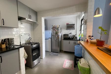 Apartamento para alugar com 112m², 3 quartos e 2 vagas Apartamento para alugar com 112m², 3 quartos e 2 vagasCozinha