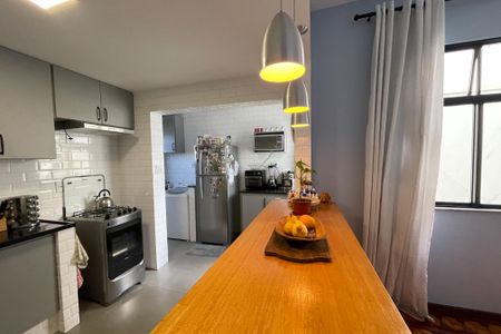 Apartamento para alugar com 112m², 3 quartos e 2 vagas Apartamento para alugar com 112m², 3 quartos e 2 vagasCozinha