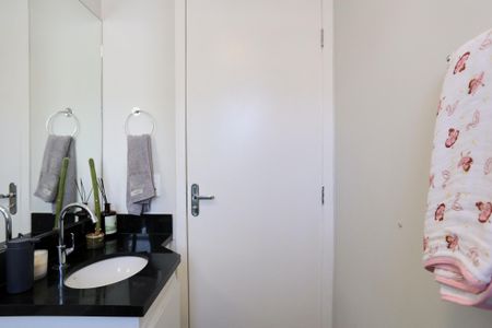 Apartamento à venda com 55m², 2 quartos e 1 vaga Apartamento à venda com 55m², 2 quartos e 1 vagaBanheiro