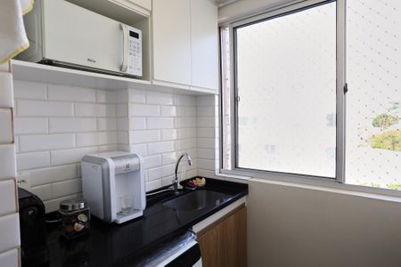 Apartamento à venda com 55m², 2 quartos e 1 vaga Apartamento à venda com 55m², 2 quartos e 1 vagaCozinha e Área de Serviço