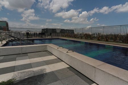 Studio à venda com 39m², 1 quarto e 1 vaga Studio à venda com 39m², 1 quarto e 1 vagaÁrea comum - Piscina