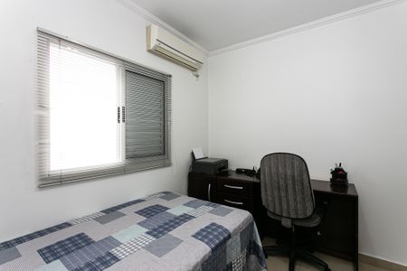 Casa à venda com 200m², 4 quartos e 2 vagasQuarto 1