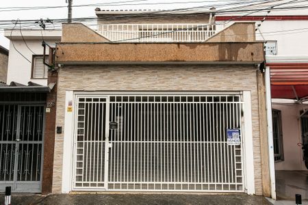Casa à venda com 200m², 4 quartos e 2 vagasFachada