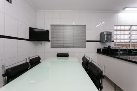 Casa à venda com 200m², 4 quartos e 2 vagasCozinha