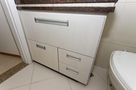 Casa à venda com 200m², 4 quartos e 2 vagasBanheiro da Suíte