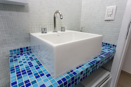 Casa à venda com 200m², 4 quartos e 2 vagasBanheiro Social