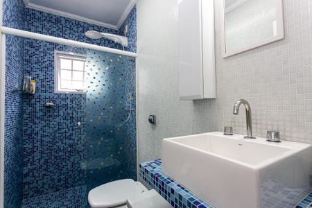 Casa à venda com 200m², 4 quartos e 2 vagasBanheiro Social