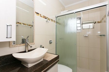 Casa à venda com 200m², 4 quartos e 2 vagasBanheiro da Suíte