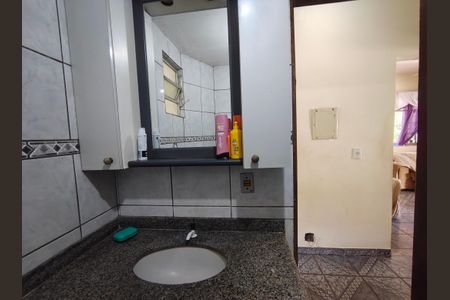 Casa à venda com 147m², 3 quartos e 2 vagas Casa à venda com 147m², 3 quartos e 2 vagasBanheiro