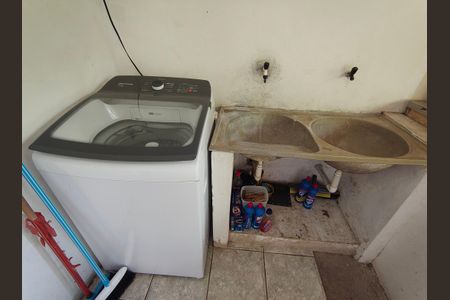 Casa à venda com 147m², 3 quartos e 2 vagas Casa à venda com 147m², 3 quartos e 2 vagasArea Gourmet e Area de Serviço