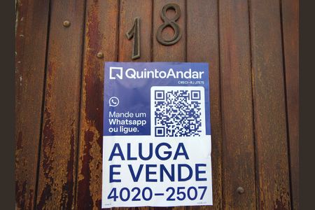 Casa à venda com 147m², 3 quartos e 2 vagas Casa à venda com 147m², 3 quartos e 2 vagasPlaca