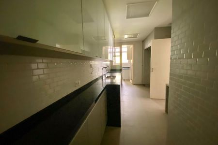 Apartamento à venda com 170m², 3 quartos e 3 vagasCOZINHA