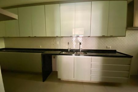 Apartamento à venda com 170m², 3 quartos e 3 vagasCOZINHA