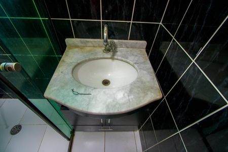 Casa para alugar com 198m², 2 quartos e 2 vagas Casa para alugar com 198m², 2 quartos e 2 vagasBanheiro do quarto 1