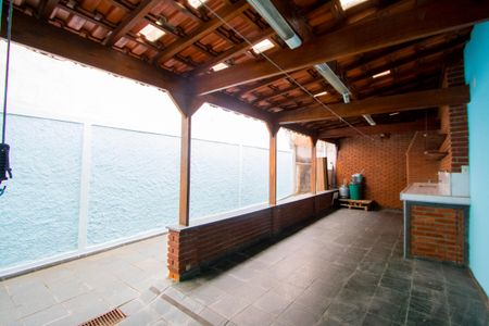 Casa para alugar com 198m², 2 quartos e 2 vagas Casa para alugar com 198m², 2 quartos e 2 vagasEspaço gourmet