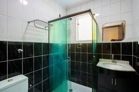 Casa para alugar com 198m², 2 quartos e 2 vagas Casa para alugar com 198m², 2 quartos e 2 vagasBanheiro social