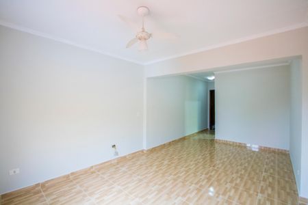 Casa para alugar com 198m², 2 quartos e 2 vagas Casa para alugar com 198m², 2 quartos e 2 vagasQuarto 1 - Suíte