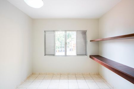 Casa para alugar com 198m², 2 quartos e 2 vagas Casa para alugar com 198m², 2 quartos e 2 vagasQuarto 2