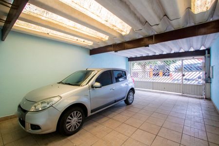 Casa para alugar com 198m², 2 quartos e 2 vagas Casa para alugar com 198m², 2 quartos e 2 vagasGaragem