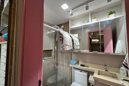 Casa de condomínio à venda com 101m², 2 quartos e 2 vagas Casa de condomínio à venda com 101m², 2 quartos e 2 vagasBanheiro 2