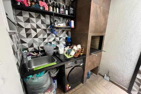 Casa de condomínio à venda com 101m², 2 quartos e 2 vagas Casa de condomínio à venda com 101m², 2 quartos e 2 vagasArea de serviço