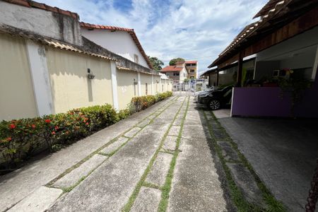 Casa de condomínio à venda com 101m², 2 quartos e 2 vagas Casa de condomínio à venda com 101m², 2 quartos e 2 vagasEntrada