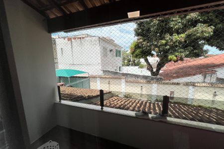 Casa de condomínio à venda com 101m², 2 quartos e 2 vagas Casa de condomínio à venda com 101m², 2 quartos e 2 vagasVaranda
