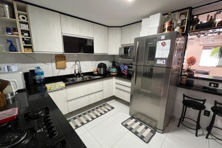 Casa de condomínio à venda com 101m², 2 quartos e 2 vagas Casa de condomínio à venda com 101m², 2 quartos e 2 vagasCozinha