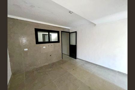 Casa à venda com 180m², 3 quartos e 2 vagas Casa à venda com 180m², 3 quartos e 2 vagasCozinha