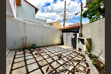 Casa à venda com 180m², 3 quartos e 2 vagas Casa à venda com 180m², 3 quartos e 2 vagasGaragem