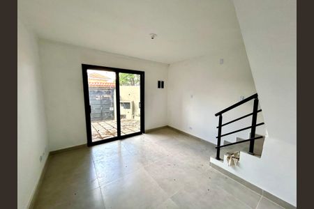 Sala de casa à venda com 3 quartos, 180m² em Jardim Santa Mena, Guarulhos