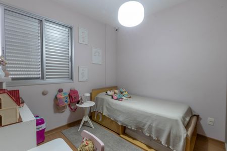 Quarto 3 de apartamento à venda com 4 quartos, 98m² em Grajaú, Belo Horizonte