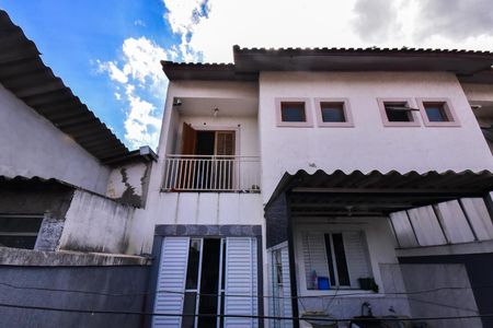 Casa para alugar com 90m², 3 quartos e 1 vagaFachada Posterior