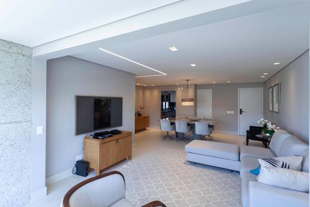 Apartamento à venda com 143m², 4 quartos e 3 vagas Apartamento à venda com 143m², 4 quartos e 3 vagasSala