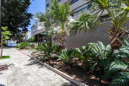 Apartamento à venda com 143m², 4 quartos e 3 vagas Apartamento à venda com 143m², 4 quartos e 3 vagasFachada