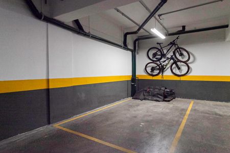 Apartamento à venda com 143m², 4 quartos e 3 vagas Apartamento à venda com 143m², 4 quartos e 3 vagasGaragem