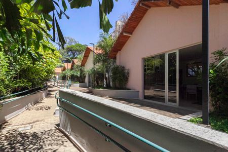 Apartamento à venda com 143m², 4 quartos e 3 vagas Apartamento à venda com 143m², 4 quartos e 3 vagasÁrea comum