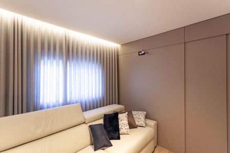 Apartamento à venda com 143m², 4 quartos e 3 vagas Apartamento à venda com 143m², 4 quartos e 3 vagasSemi suíte 1