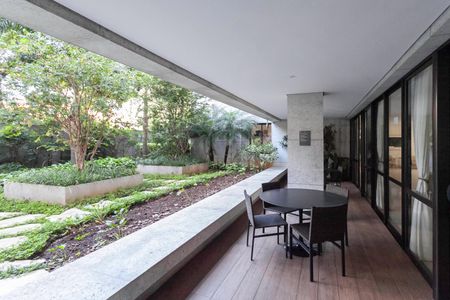 Apartamento à venda com 143m², 4 quartos e 3 vagas Apartamento à venda com 143m², 4 quartos e 3 vagasÁrea comum