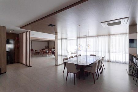 Apartamento à venda com 143m², 4 quartos e 3 vagas Apartamento à venda com 143m², 4 quartos e 3 vagasÁrea comum - Salão de festas