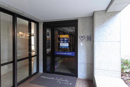 Apartamento à venda com 143m², 4 quartos e 3 vagas Apartamento à venda com 143m², 4 quartos e 3 vagasÁrea comum