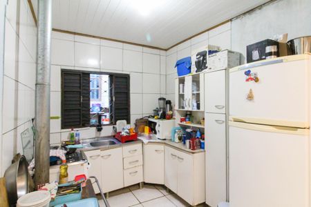 Casa à venda com 150m², 2 quartos e 2 vagas Casa à venda com 150m², 2 quartos e 2 vagasCozinha